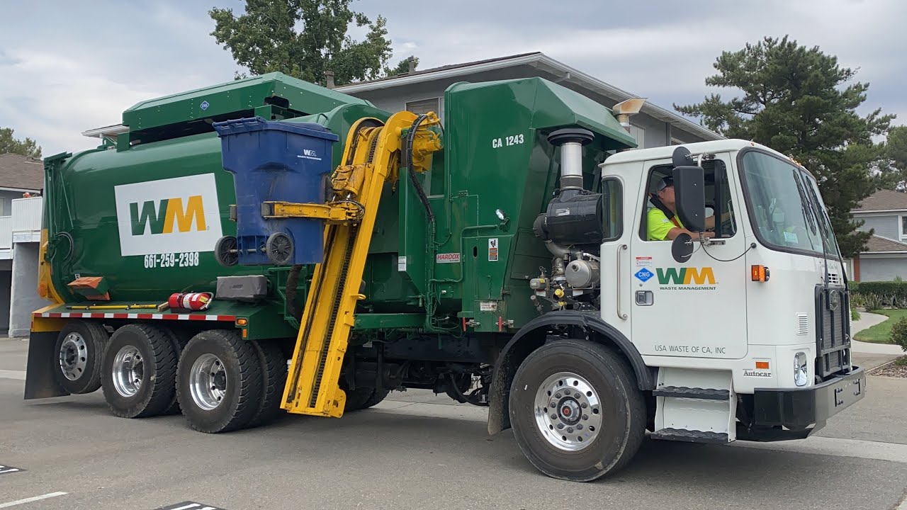 Brand New Waste Management Autocar ACX Amrep Garbage Truck