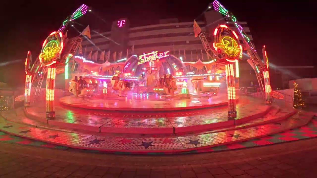 Hamburger Winterdom 2025 - karuzela Shaker (Wilhelm) Off Ride
