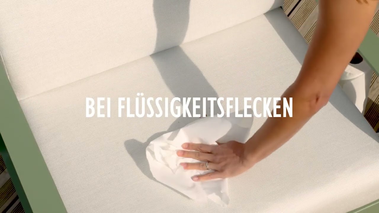 Fermob | M&ouml;belpflege | Reinigung Fermob-M&ouml;bel mit Polstern | smow