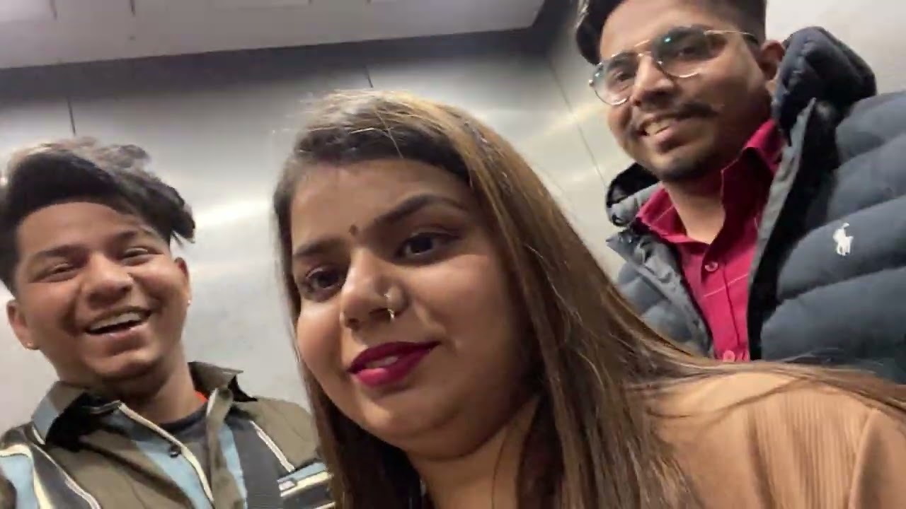 My first vlog 😂in shimla 