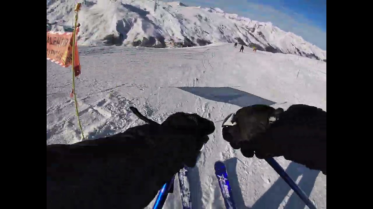 les menuires 3 valleys  sunny express lift to les menuires