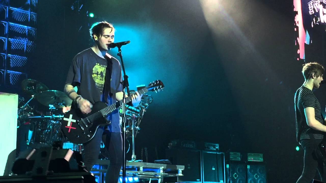 5 Seconds of Summer // Jet Black Heart - SLFL Tour 07/04/16