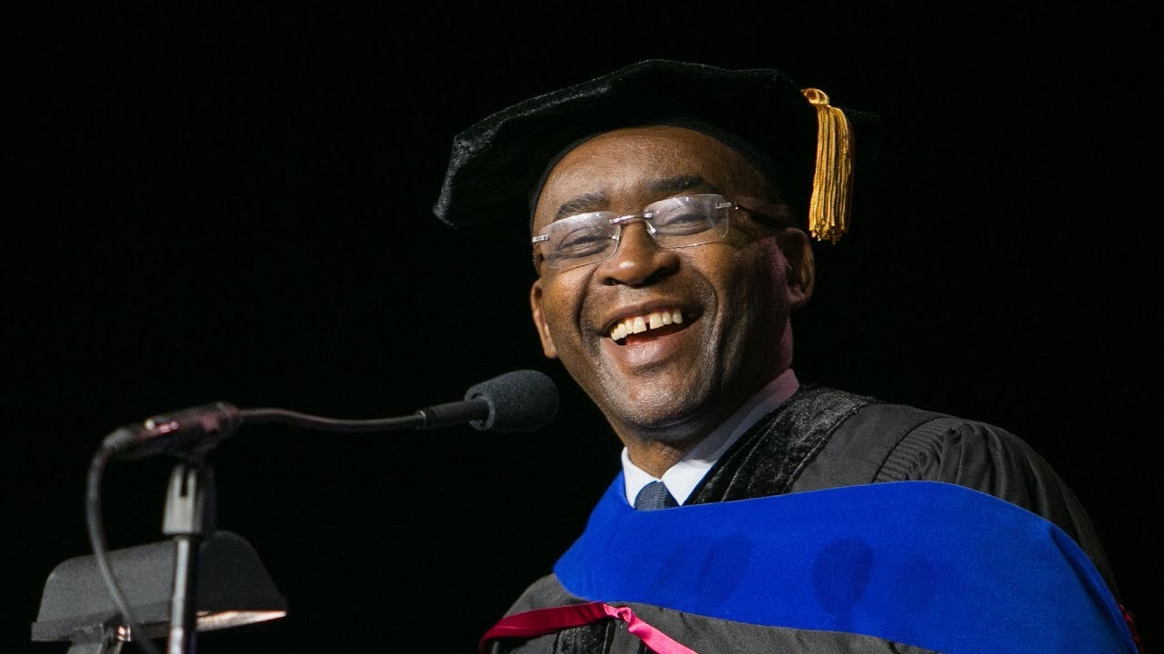 Strive Masiyiwa delivers keynote for 2018 NYU Law LLM/JSD Convocation
