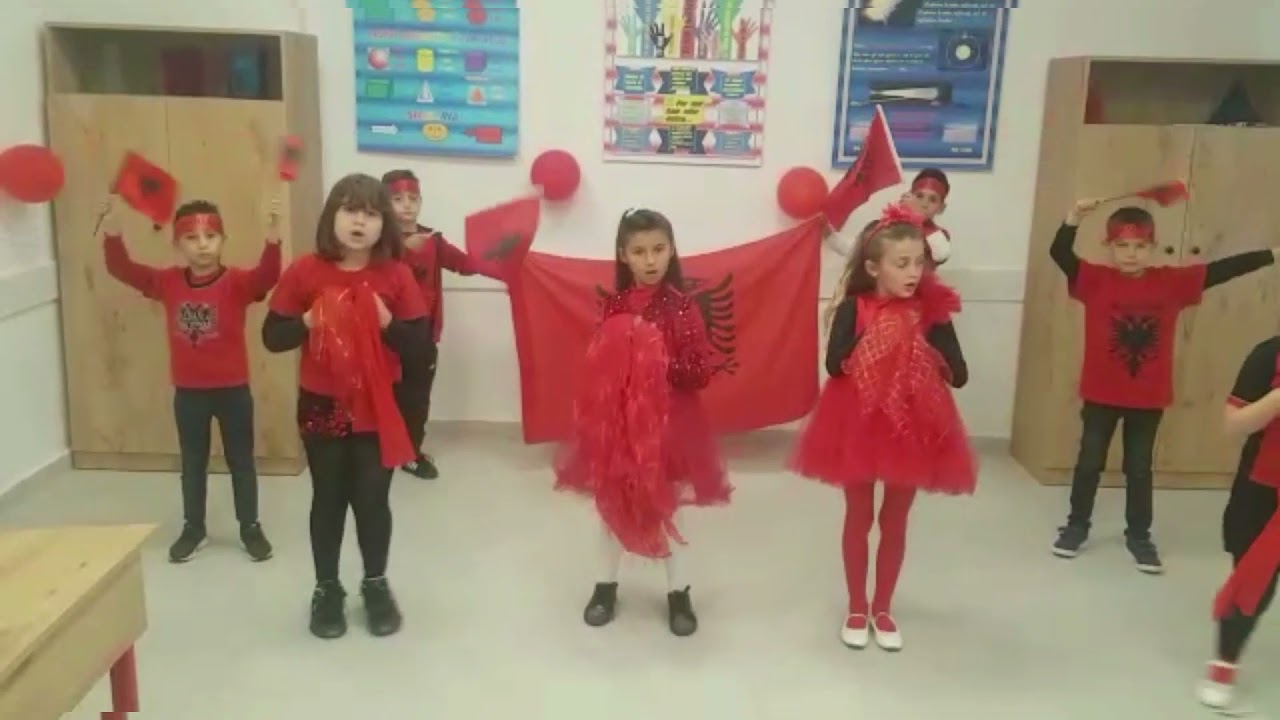 Gëzuar festat e Nëntorit!!