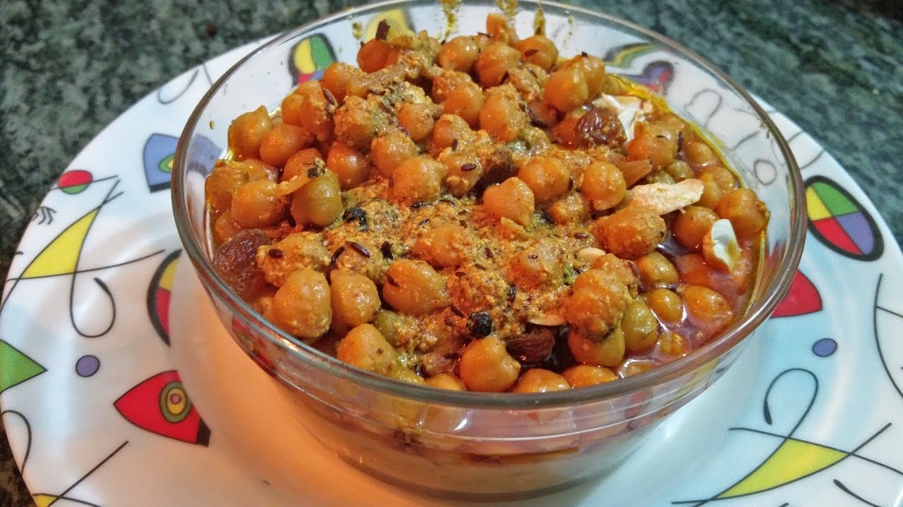 chane ka madra(white chickpea with curd recipe)