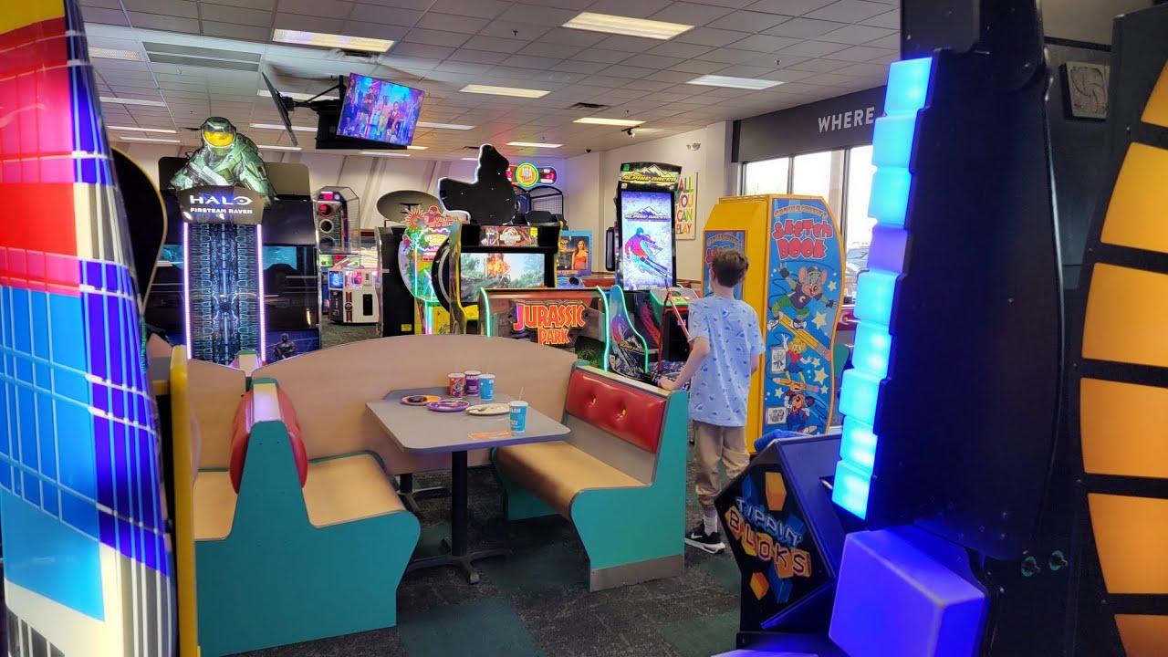 Arcade Tour Chuck e Cheeses Pico Rivera CA