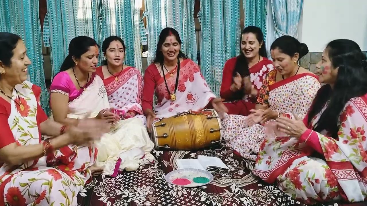 आप सभी लोगों को होली की ढेर सारी शुभकामनाएं