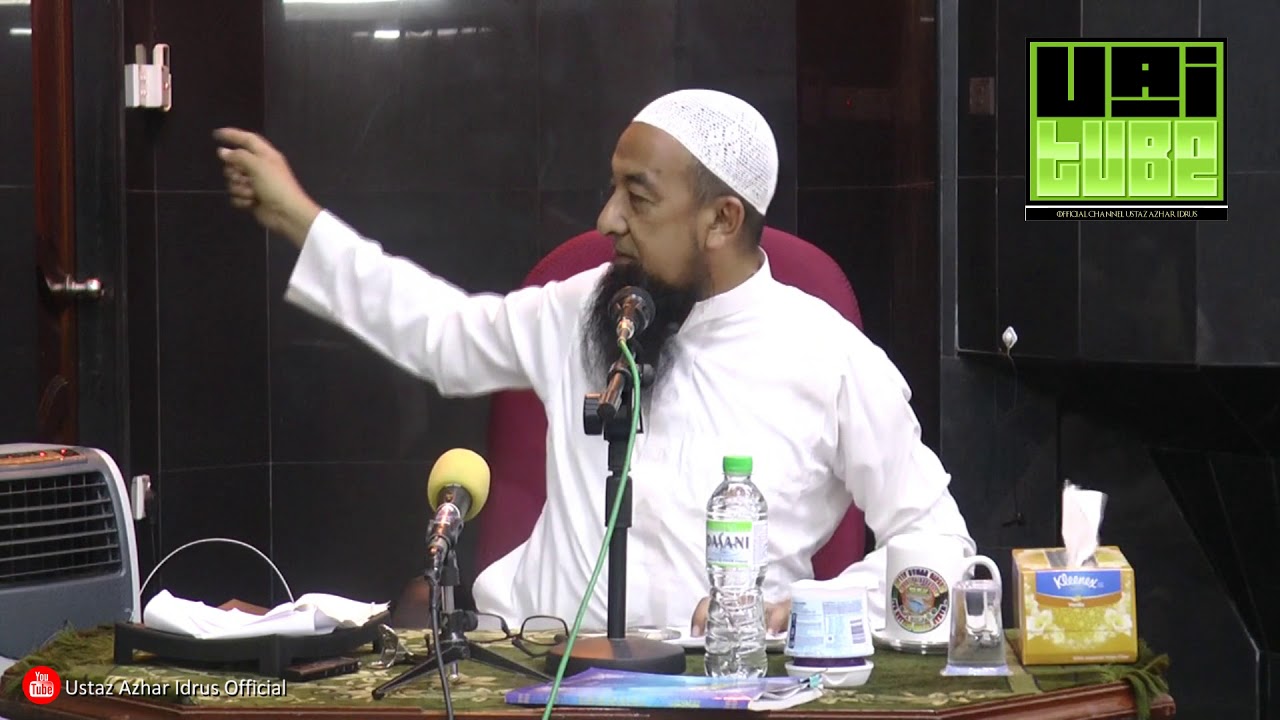 Bagaimana Cara Keluar Daripada Solat Berjemaah Kerana Terbatal - Ustaz Azhar Idrus Official