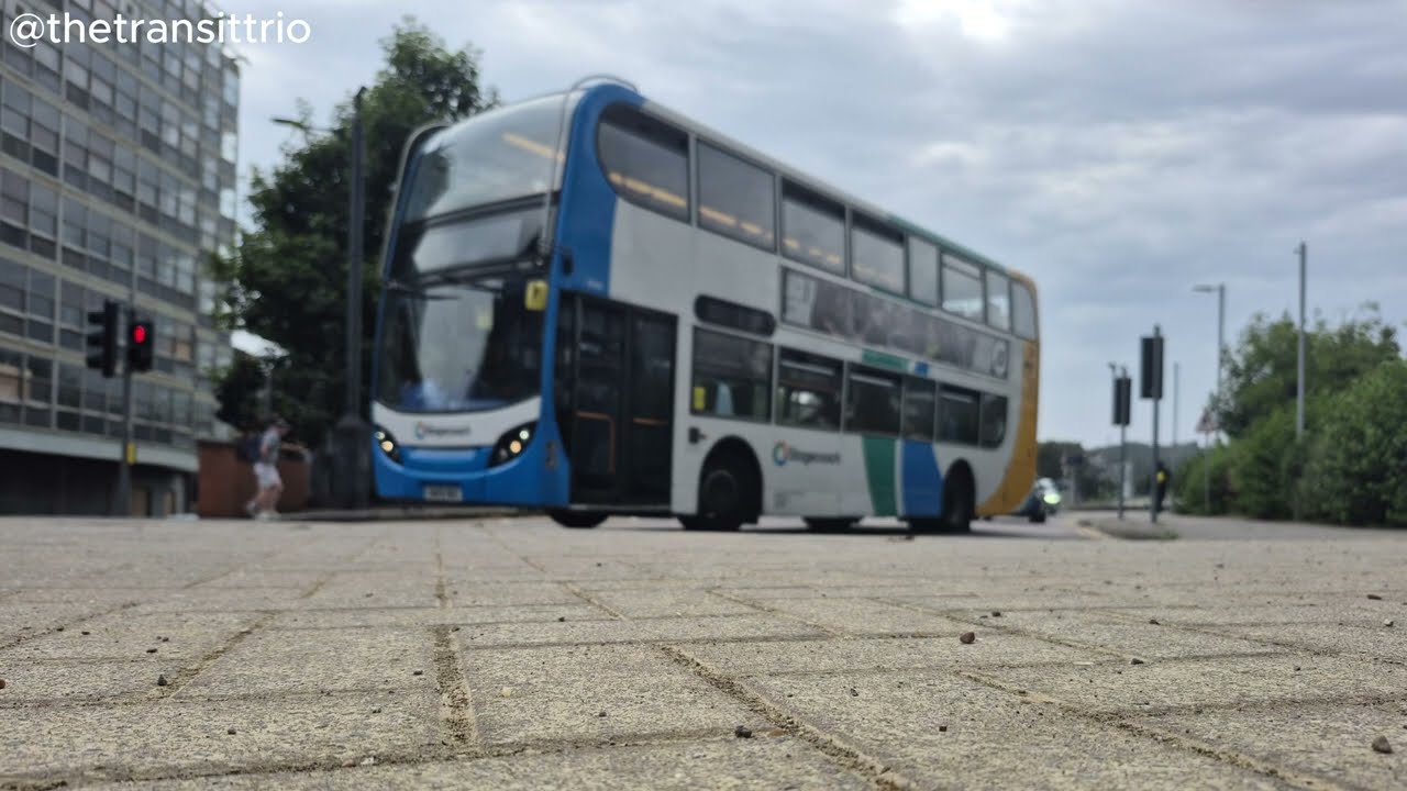 Night ride on a Stagecoach Enviro 400 Scania. Bus 15442 (KX08 KZN)