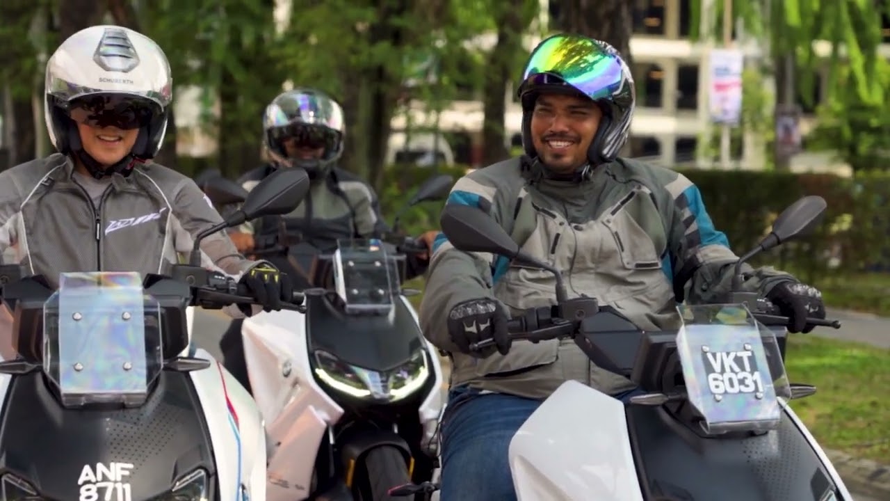 BMW CE 02 Fun Challenge Highlights