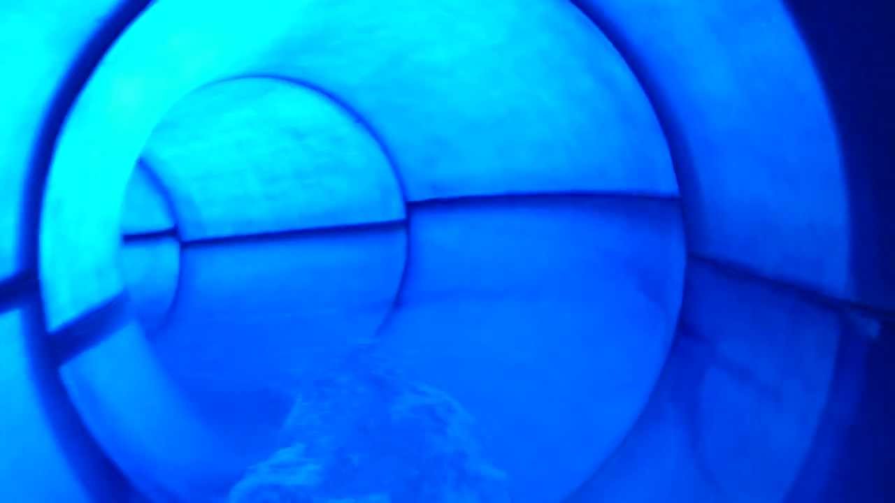 Zwembad Reeshof Tilburg - Wasserrutsche ~ waterglijbaan