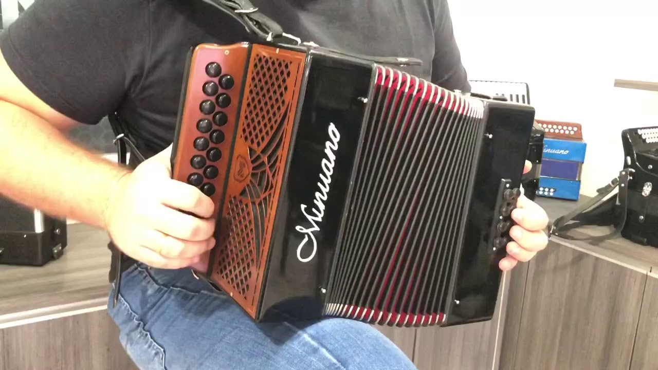 Diferença dos timbres Violin e Bandoneon - Minuano 8 baixos afinação Dó/Sol