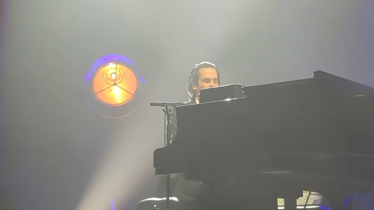 Nick Cave solo, The Sorrowful Wife live in Asheville