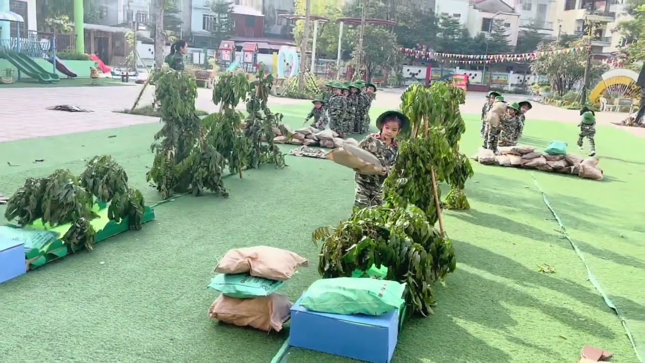 Trải nghiệm bé làm chiến sĩ