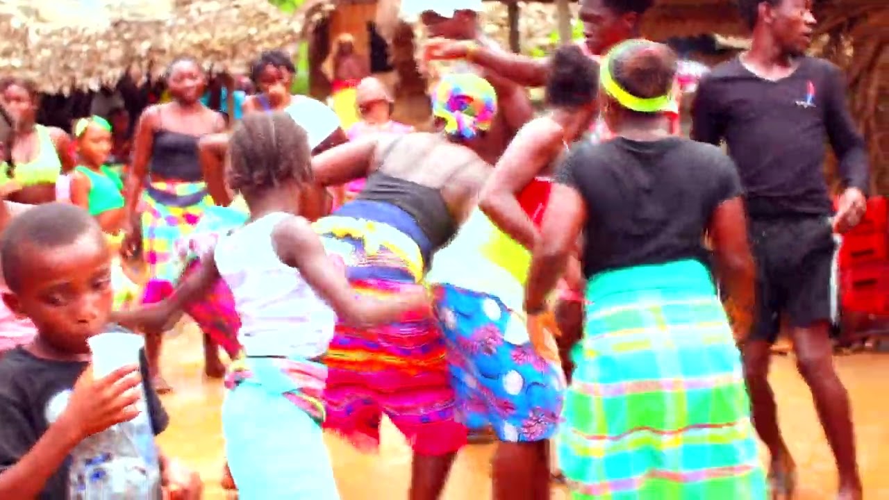 king witje bakapong ,Tjander boegoeloe,loketo dans live show Pada lafanTi