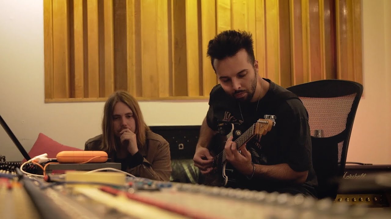 Nothing But Thieves - Futureproof (In The Studio)