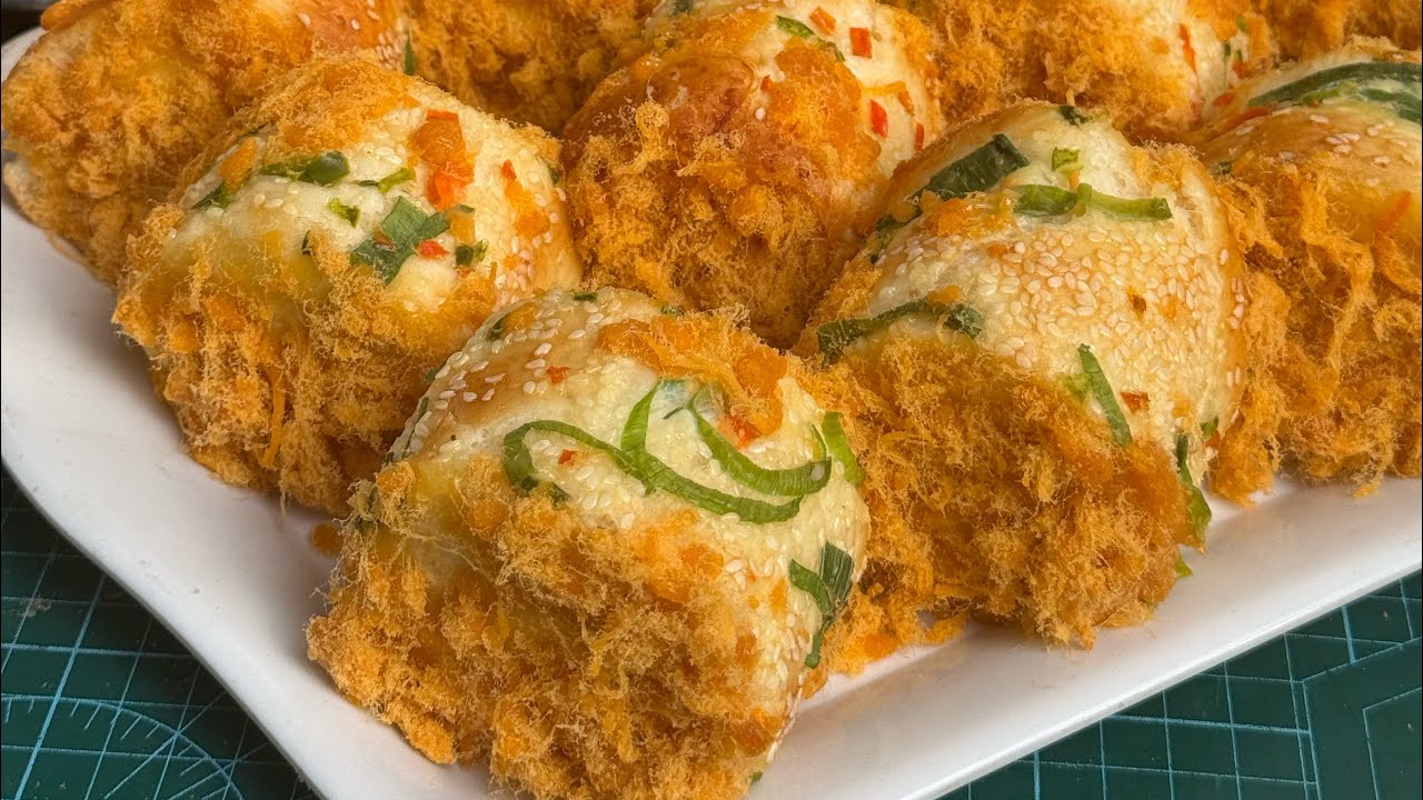 SPRING IN THE CITY/ PORK FLOSS BREAD ALA BREAD TALK