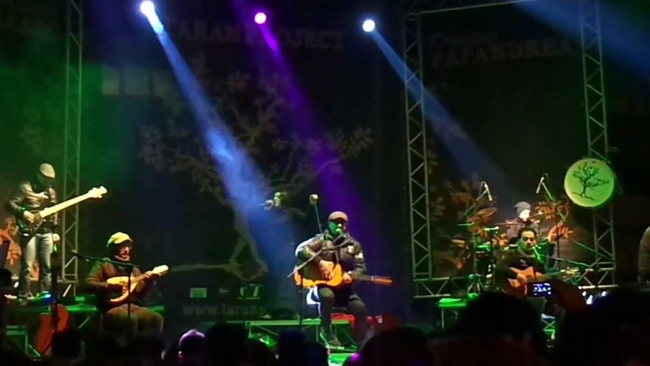 Hjuri di Hjumari: Mimmo Cavallaro,Cosimo Papandrea con i TaranProject - Capodanno 2013 a Zungri