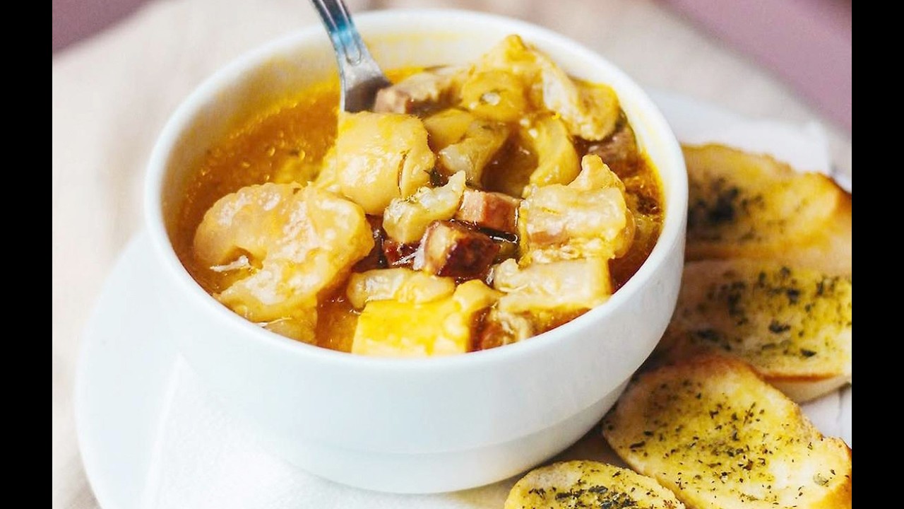 Para curar a ressaca de carnaval, saiba como preparar um delicioso caldo de mocotó