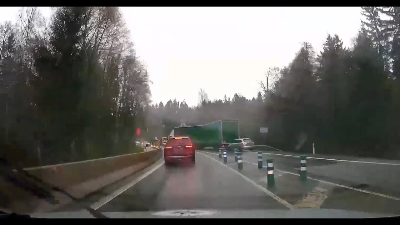 HONIČKU NA JABLONECKU UKONČIL AŽ Z&Aacute;TARAS VYTVOŘEN&Yacute; Z KAMIONU