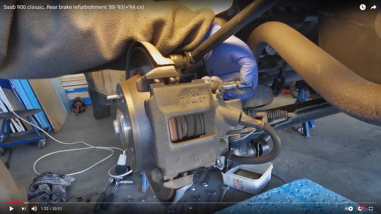 Saab 900 classic. Rear brake refurbishment '88-'93(+'94 cv)