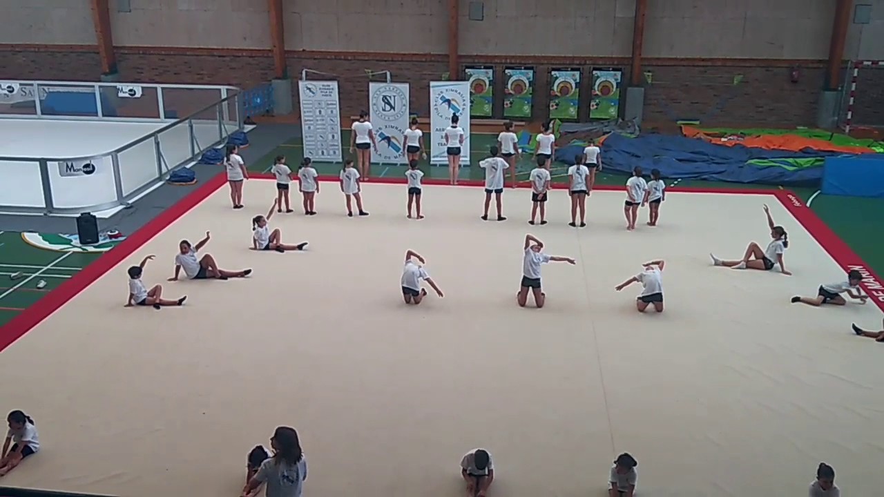 Exhibición Club Ximnasia Vila de Marín / Colegio San Narciso.