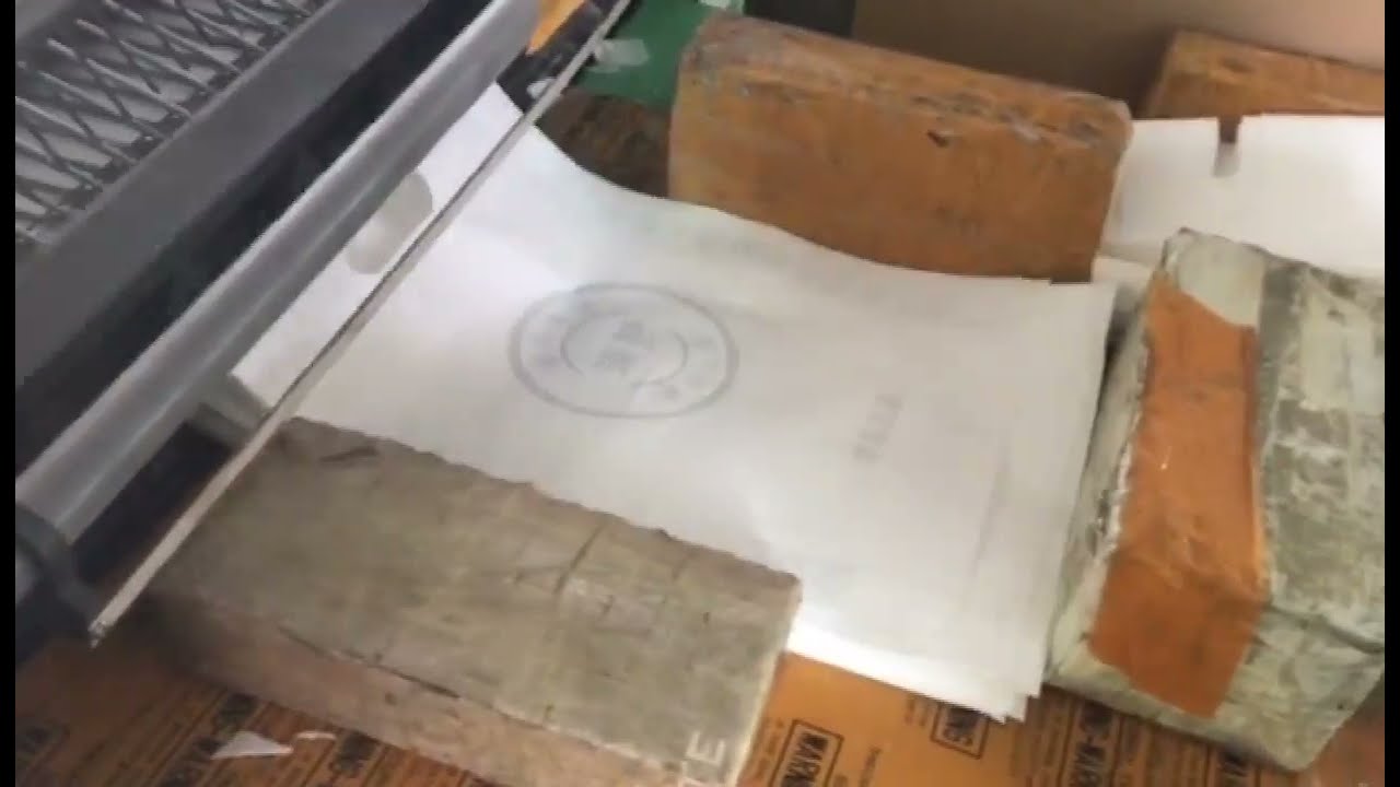 Custom Die Cut Gift Shopping Plastic Bag Pe Plastic Packaging Bag With Handle