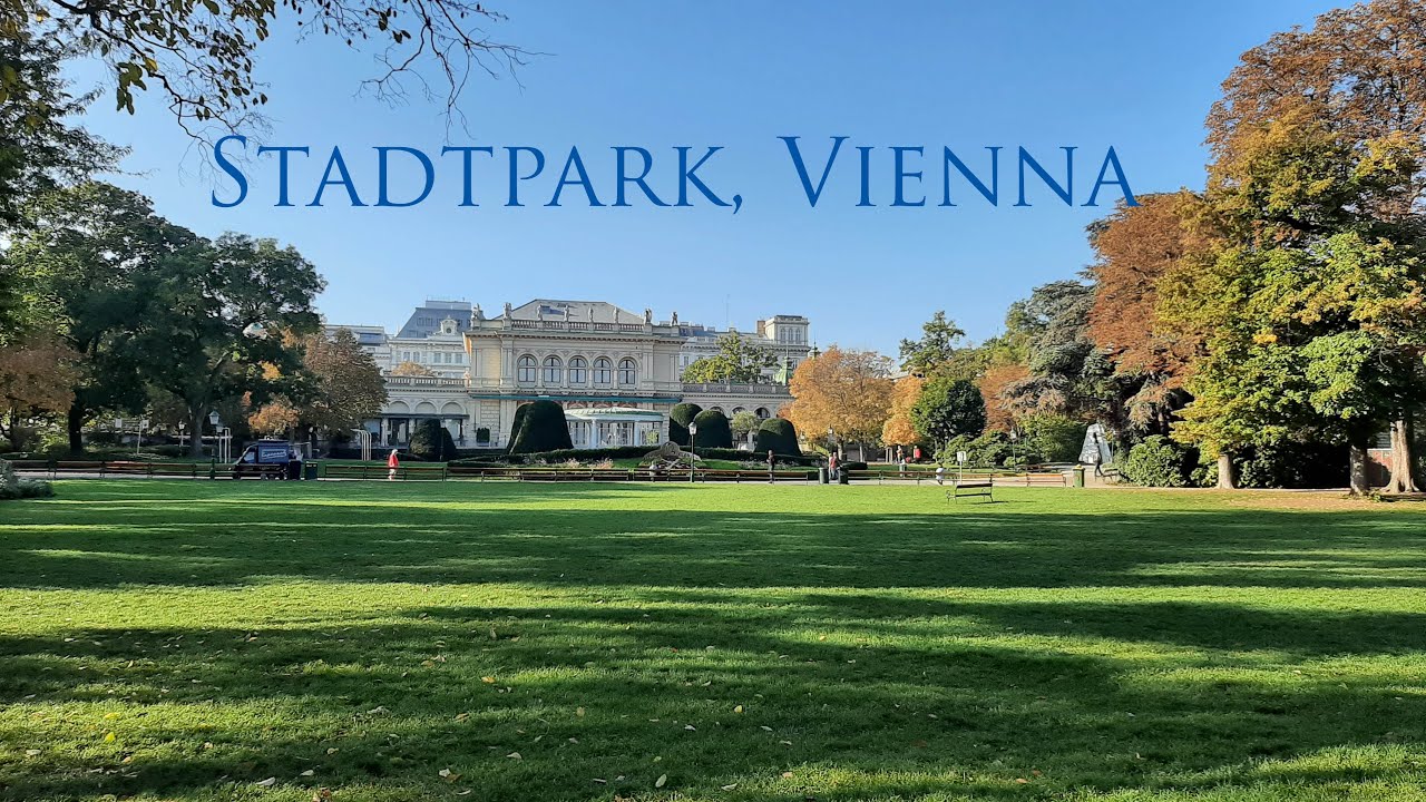 Walk in Stadtpark (City Park of Vienna) | Vienna, Austria | Autumn 2021