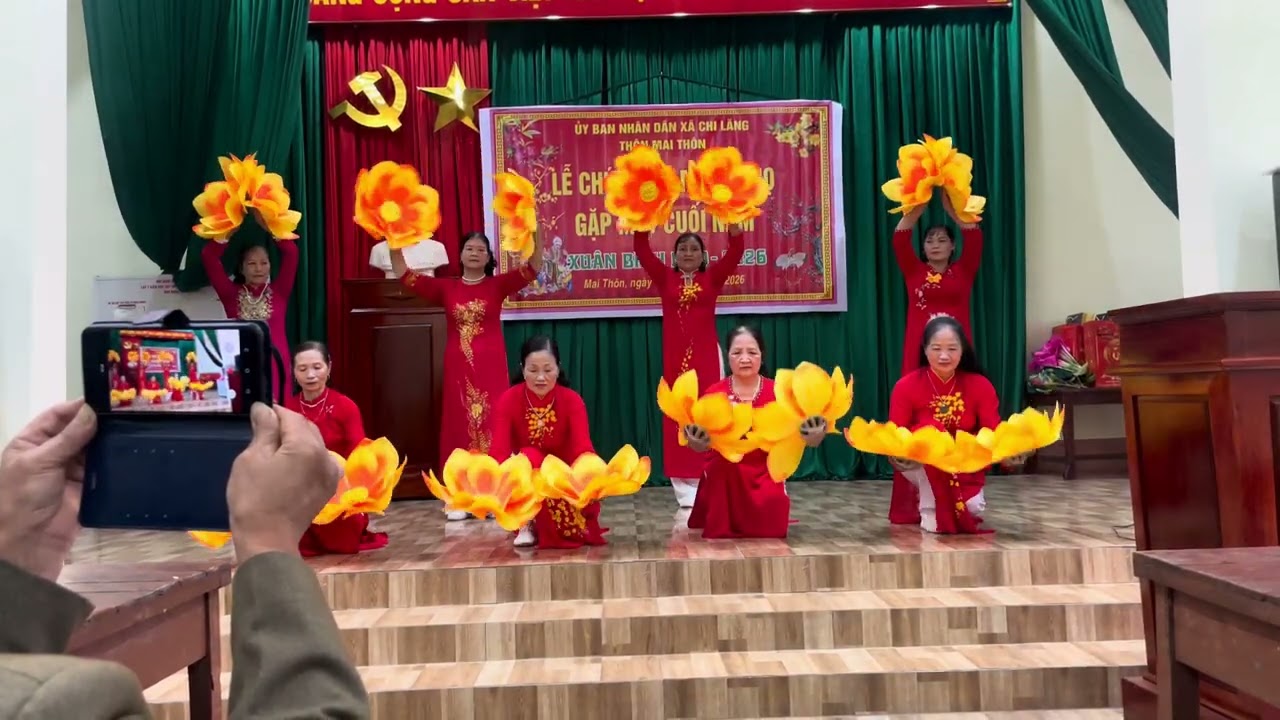 Múa mai thôn tùng dương