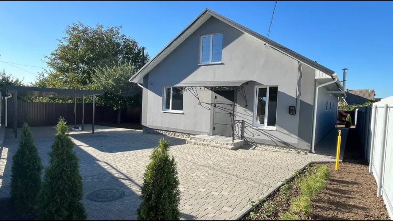 Новий сучасний будинок біля Умані — 3 спальні, тераса і 8 соток! Заїжджай і живи!