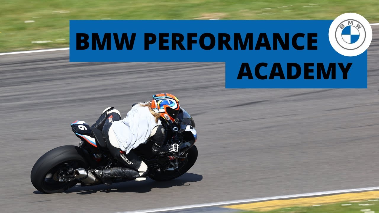 Riding an S1000RR on track at the BMW Performance Academy!