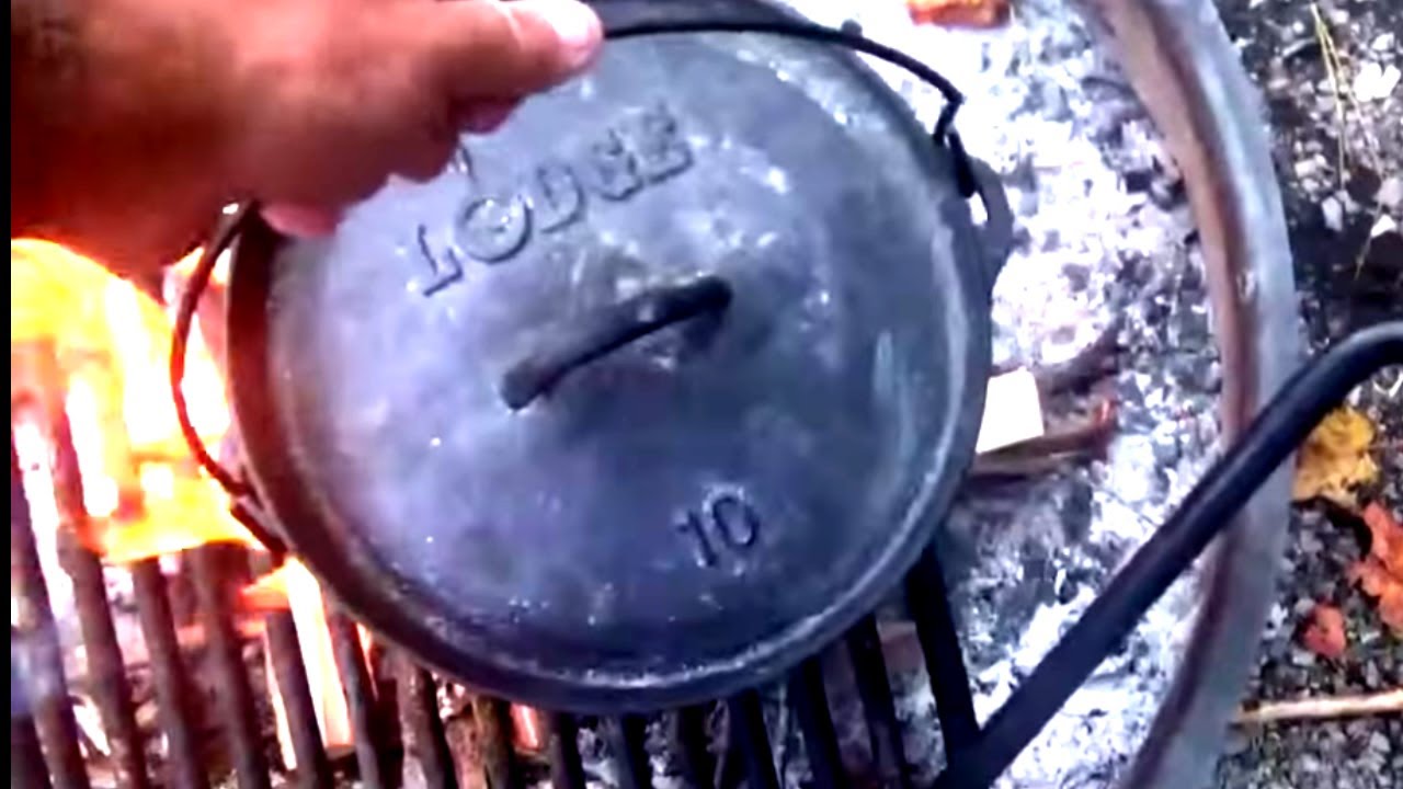 DUTCH OVEN COOKING AT CAMP - CADES COVE IN THE SMOKEY MOUNTAINS