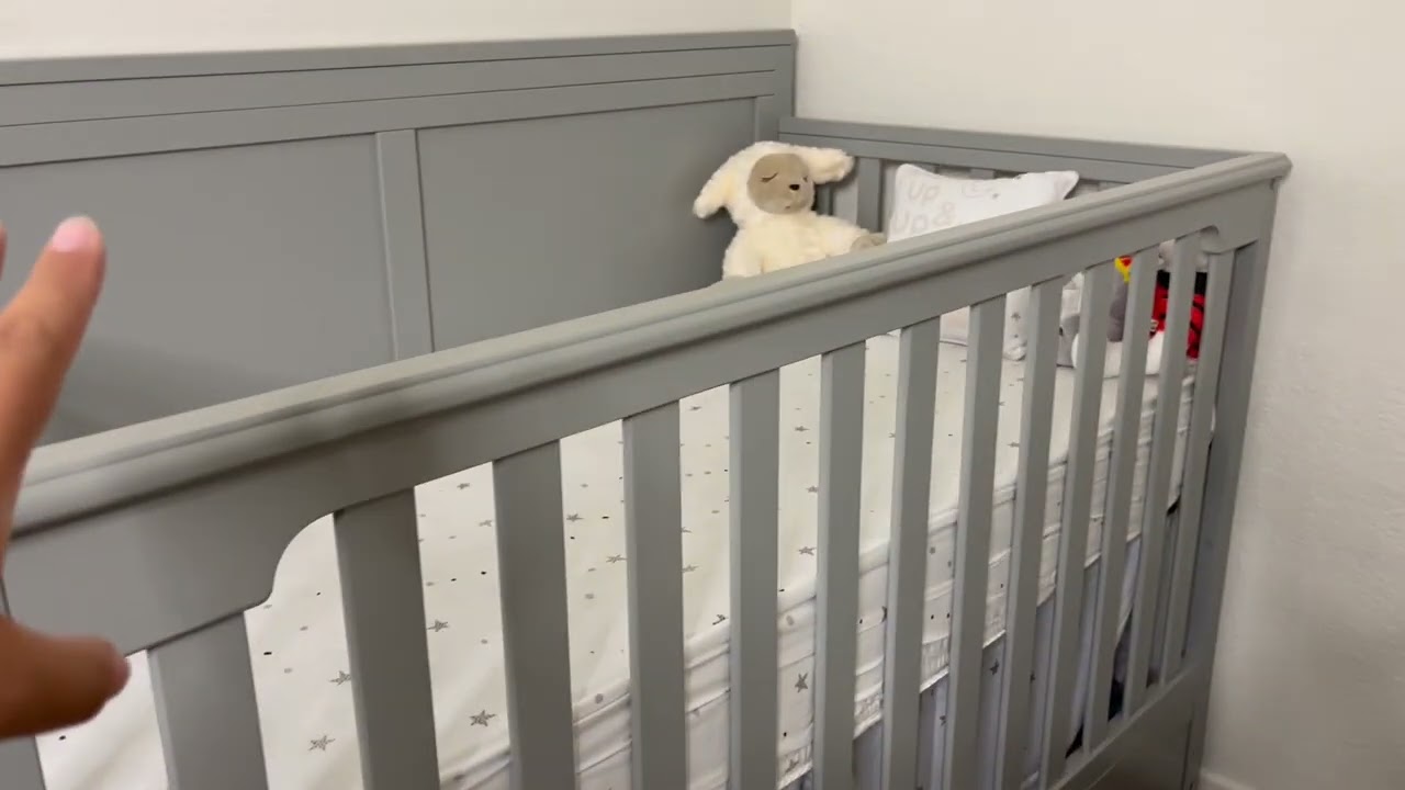 Graco Hadley 5-in-1 Convertible Crib with Drawer (Pebble Gray) Review