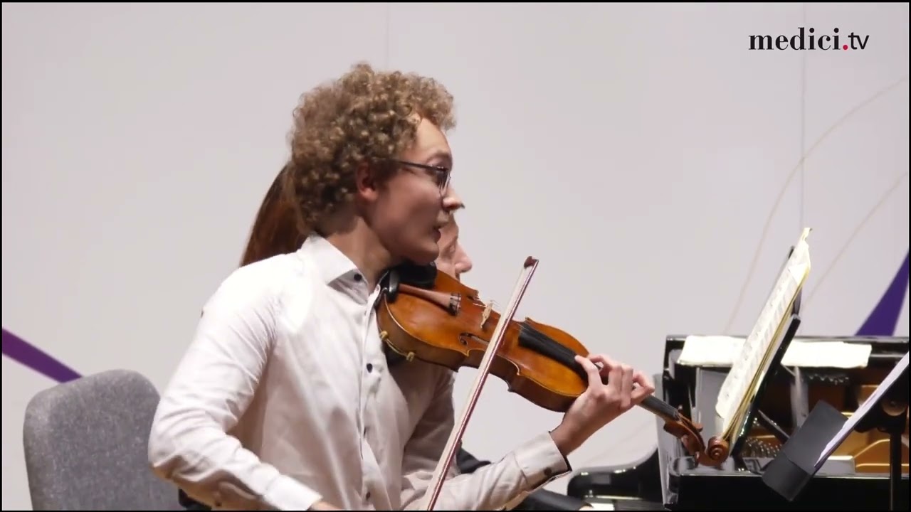 F.Schubert Sonata A-major D.574