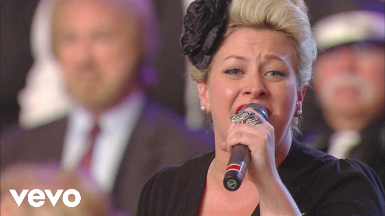 Gaither - I Stand Amazed [Live] ft. Amber Thompson, TaRanda Greene, David Phelps