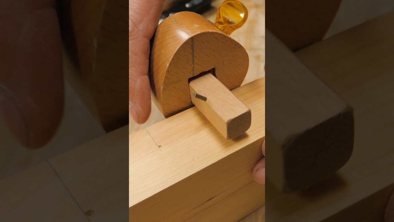 次回木工をするときにぜひ試してほしい、もう一つの素晴らしいヒントです！#woodworking #tipsandtools