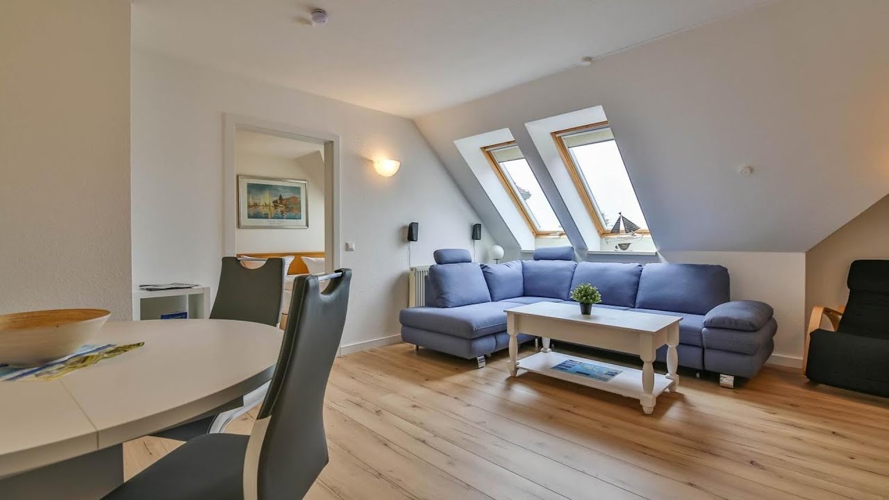 Ferienwohnung Bella mit Balkon | Ostseebad Zinnowitz, Germany | Hotel Review ⭐