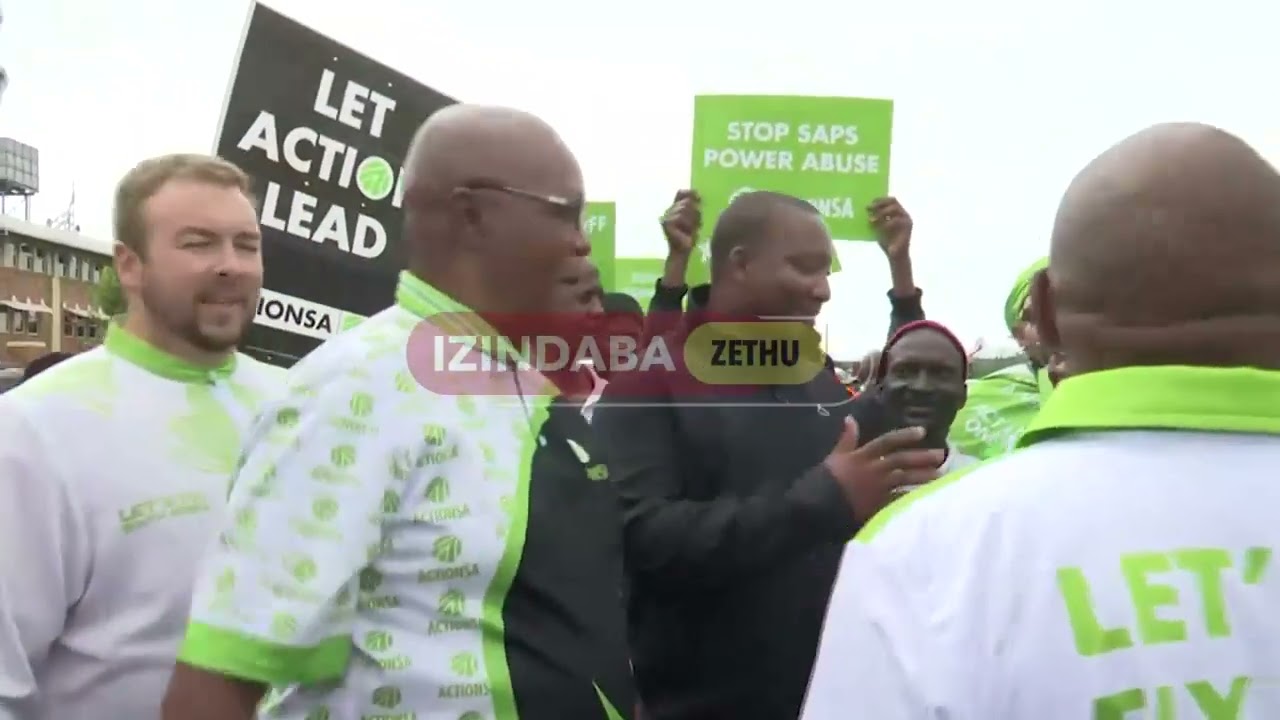 LIHLEHLISELWE UMSOMBULUKO ICALA ELIBHEKENE NOMETHULI WEZINHLELO ZETHELEVISHINI U-XOLANI KHUMALO