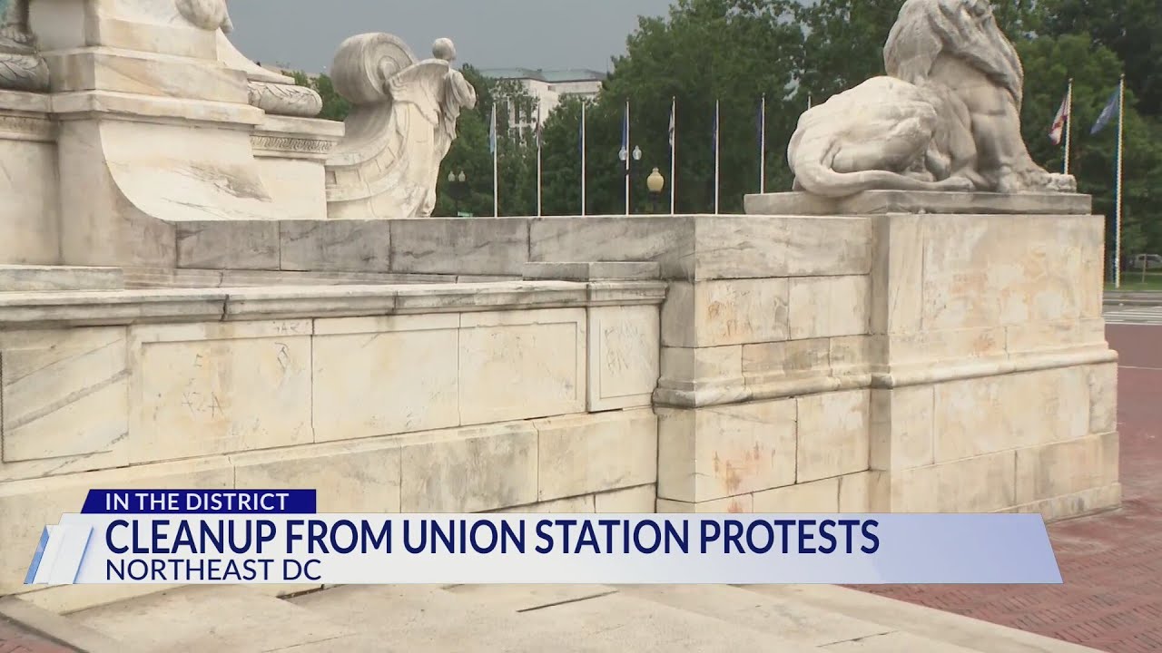 Post-protest clean-up begins at Columbus Circle near DC&rsquo;s Union Station