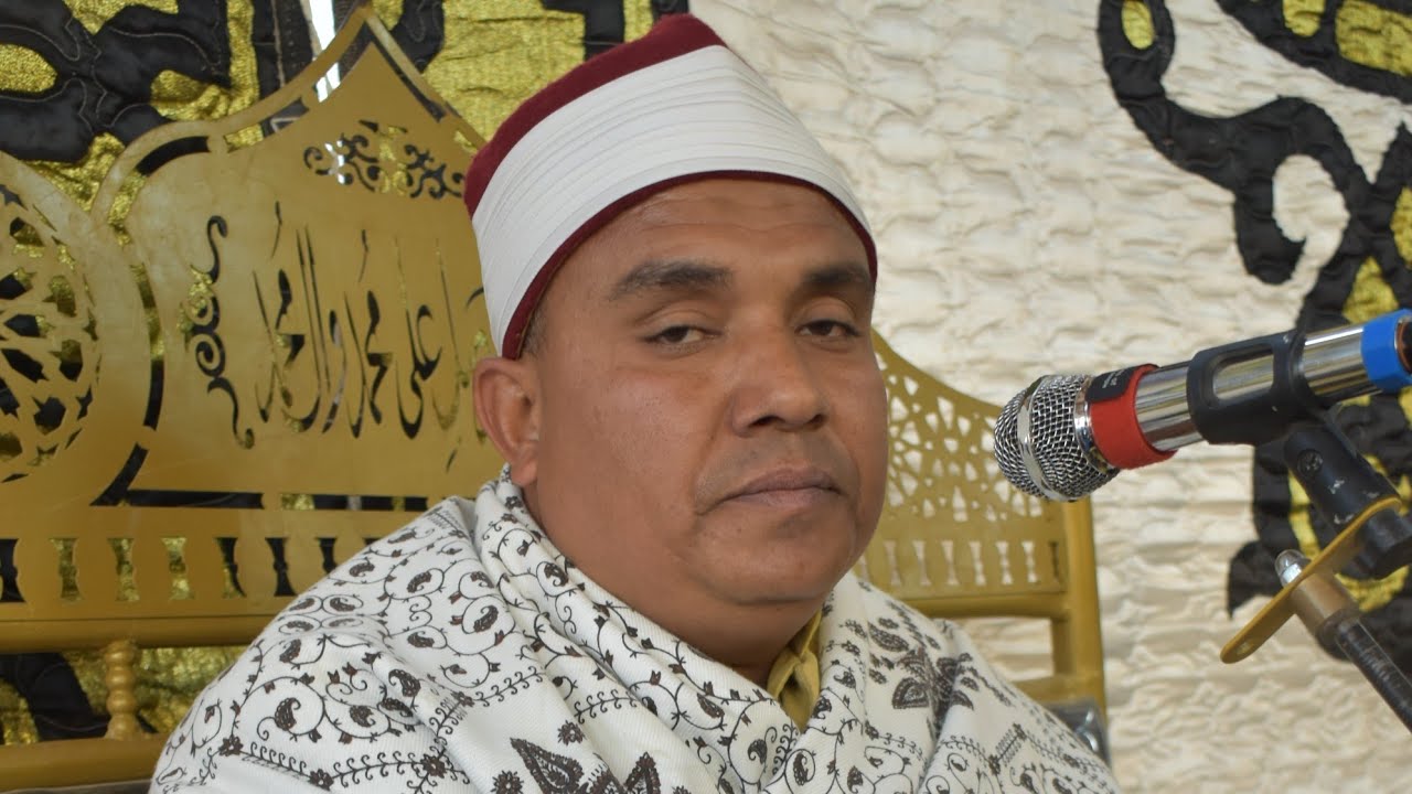 الشيخ محمد وجدى فى عزاء حرم الحاج مصطفى شريف كفر اباظه 
