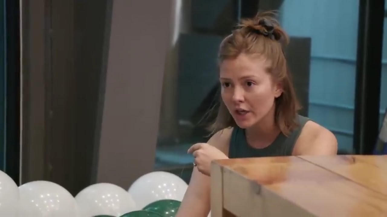 Kara Loves To Control Everything 90 Day Fiancé