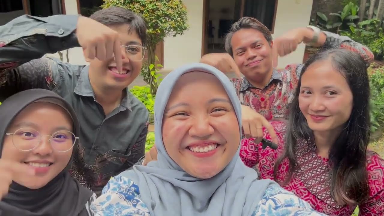 Promoting The Culture BerAKHLAK - Kelompok 3A (1) Latsar CPNS Bappenas