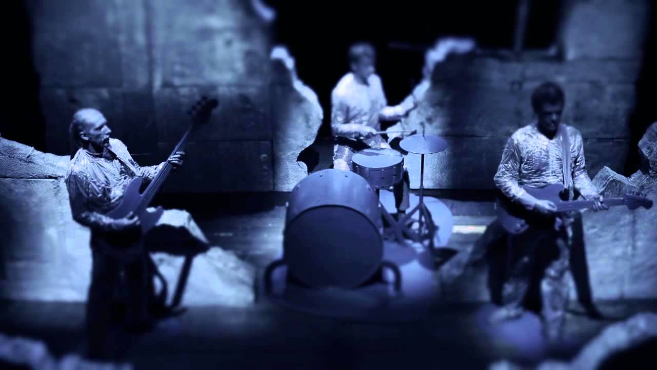 Mravi - Mlad Čovek