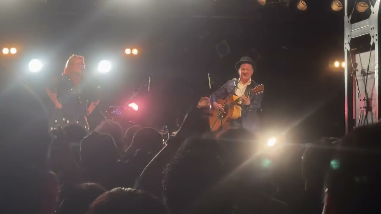 Fairground Attraction 