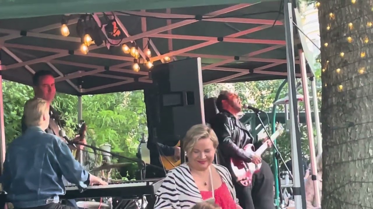 Knocklebone Oscar - Rockin’ the Joint. Live at Storyville terrace, Helsinki 8.7.2025