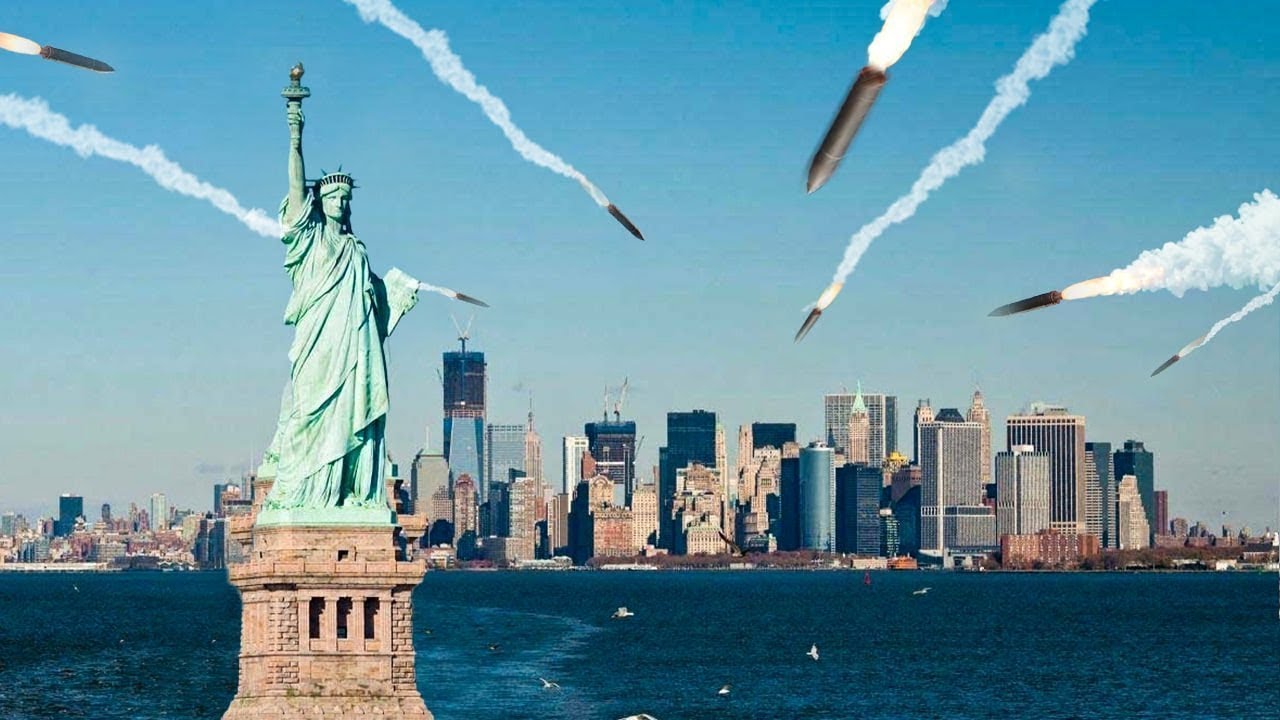 США активировали сразу 10 ядерных боеголовок и направили их на себя, но это было только начало