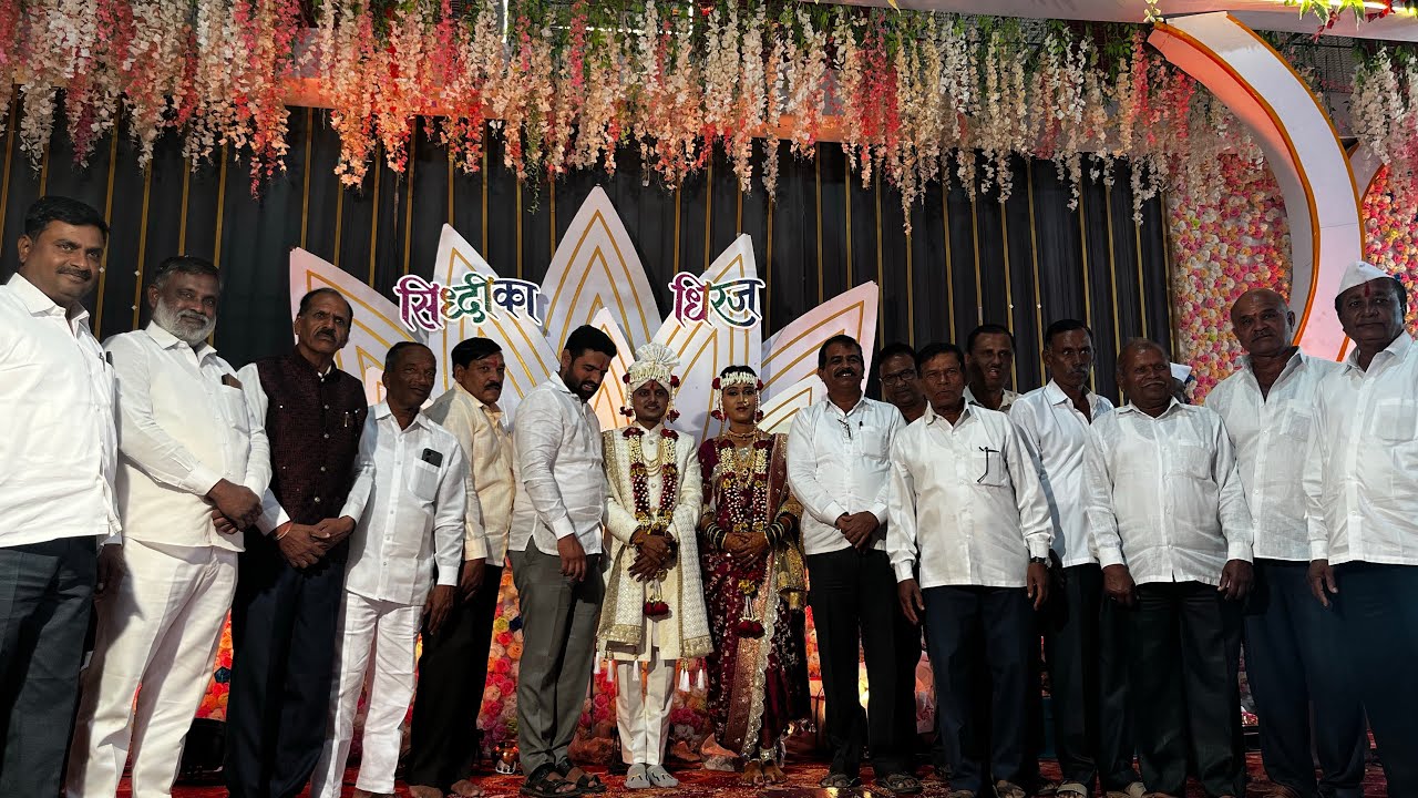 friend's wedding/मित्राचं लग्न/mitracha lagna/#wedding #frendswedding#vloggerlife 