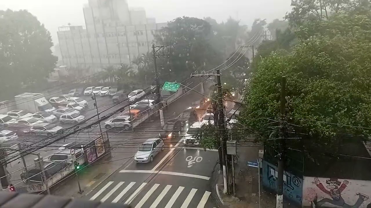 Tempestade em São Paulo #saopaulo #sãopaulo #santoamaro #zonasulsp #chuva #tempestade 