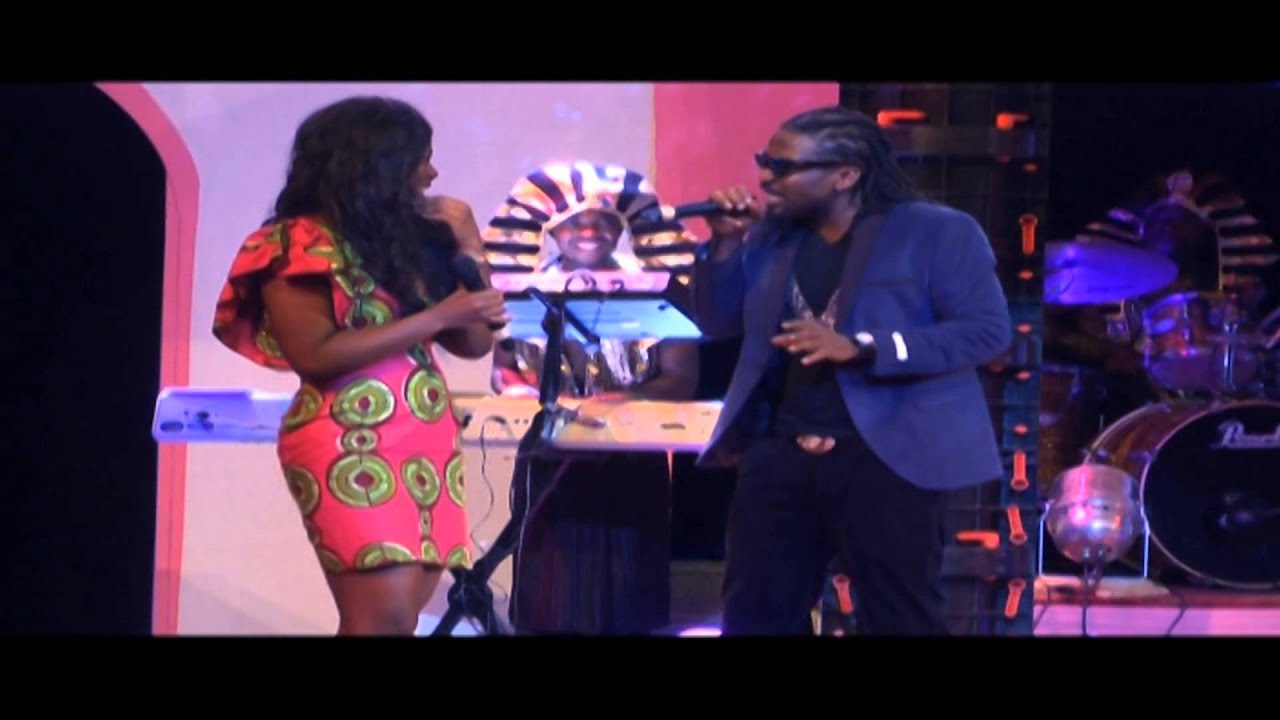 SAMINI PERFORMING AT THE BECCA GIRL TALK CONCERT
