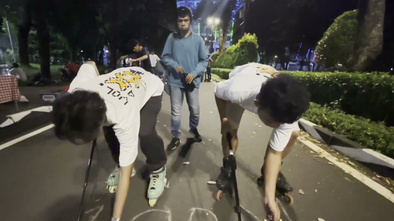 Balapan mobil street inline tamiya di GBK gate 3 bersama komunitas inline skate